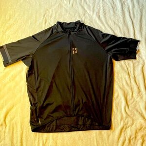 Triban RC 500 Short Sleeve Cycling Jersey. Solid Black. XL.